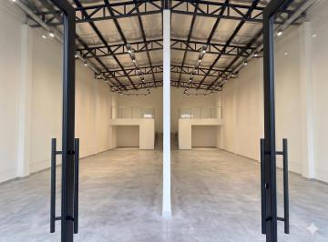 Local comercial · 142m² · Local en Alquiler en Cabildo y Olazabal