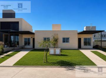 Casa · 73m² · 3 Ambientes · 1 Cochera · Venta Duplex 2 Dorm. Rincones de Manantiales