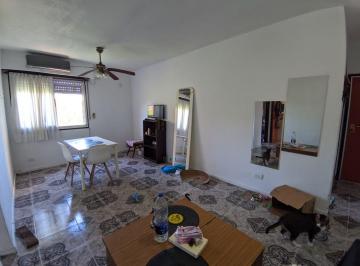 Departamento de 3 ambientes, Saavedra · 3 Ambientes en Muy Buen Estado, 3er Piso por Escalera