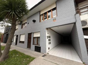 PH · 40m² · 2 Ambientes · PH en Villa Primera 2 Ambientes con Patio