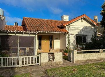 Casa · 133m² · 4 Ambientes · 1 Cochera · Casa en Punta Mogotes