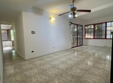 Departamento de 3 ambientes, Morón · Venta - Departamento de 3 Ambientes en Moron Norte, Al Frente con Balcón