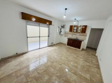 Departamento de 2 ambientes, Avellaneda · Hermoso Dos Ambientes en Planta Baja con Patio