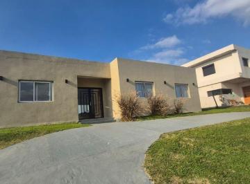 Casa de 5 ambientes, Escobar · Casa en Venta San Sebastián Area 1