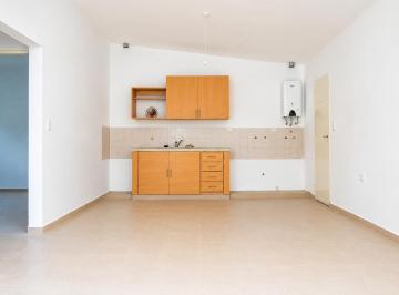 Casa de 2 ambientes, Unquillo · Unquillo Alquiler Casa 1 Dormitorio con Patio