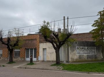 Casa · 238m² · 3 Dormitorios · 1 Cochera · Casa de 3 Dorm. - Villa Loreto