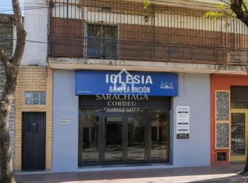 Local comercial · 141m² · Local de 141 m² Sobre Av Hipólito Yrigoyen con Opción a Compra en Bloque