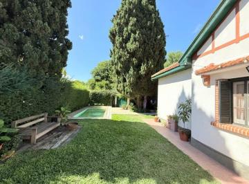 Casa · 168m² · 5 Ambientes · 2 Cocheras · Casa Venta 3 Dorm. Fisherton Jardin y Pileta
