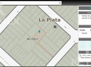 Terreno · 862m² · Lote con Salida a Dos Calles, Galpon y Casa de 1 Dormitorio - Los Hornos, La Plata