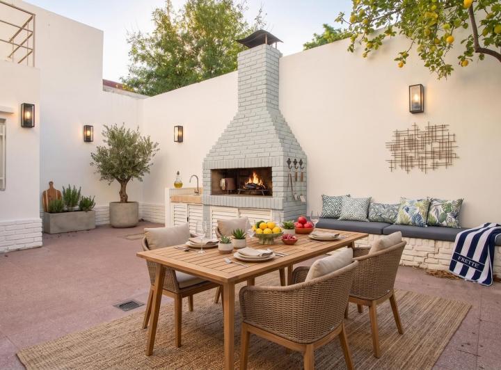 Casa en venta en Jorge Cura · 7 ambientes