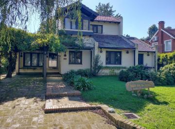 Casa · 261m² · 5 Ambientes · 1 Cochera · Casa en Las Praderas de Lujan