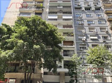 Departamento · 167m² · 5 Ambientes · 1 Cochera · Piso Alto en Recoleta con Balcón Corrido, Cochera y Seguridad 24 Hs