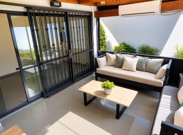 KNK-KNK-5947_2 · Oportunidad Venta Casa 4 Amb Moderna C Jardin Pileta Quincho Escucha Ofertas