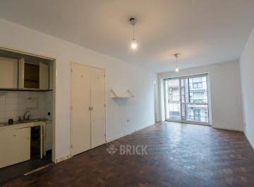Departamento · 32m² · 1 Ambiente · Paraguay y Av Coronel Diaz - Frente Balcon Todo Sol Apto Profesional