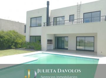Casa · 240m² · 7 Ambientes · 2 Cocheras · Casa en Venta 7 Ambientes Barrio El Canton Golf con Vista Al Golf