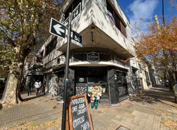 Local comercial de 2 ambientes, La Plata · Local Comercial en Venta 14 Esq 56