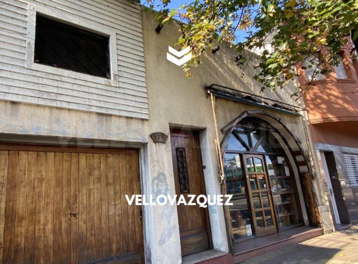 Casa · 440m² · 10 Ambientes · 1 Cochera