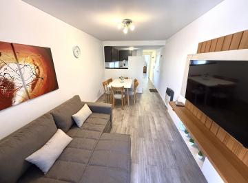 Departamento · 47m² · 2 Ambientes · Alquiler Temporario El Mes $940.000 1 Dormitorio con Balcon Roca y Mendoza Rosario