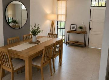 Casa de 1 ambiente, Ciudad de Mendoza · Casa Esquina en Alquiler Barrio Champagnat