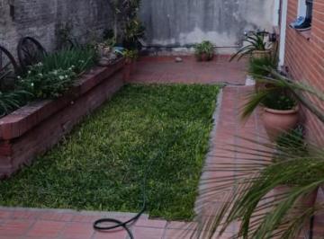 Casa · 80m² · 4 Ambientes · Casa Interna Tucuman y San Lorenzo