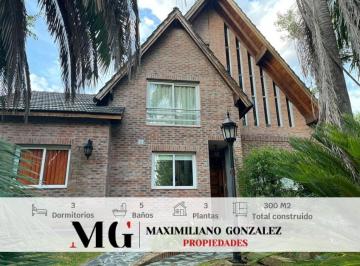 Casa · 300m² · 4 Ambientes · 1 Cochera · Casa Venta - Club de Campo La Martona