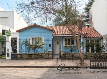 Casa · 80m² · 3 Ambientes · Adrogue Centro