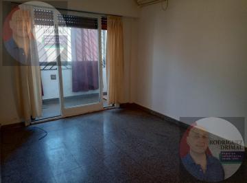 Departamento · 2 Ambientes · Departamento en Planta Baja a 2 Cuadras de Av Yrigoyen!