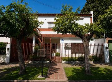KNK-KNK-5460_2 · Casa 6 Ambientes. | Labarden Al 2700