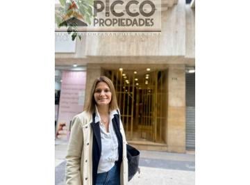 Oficina comercial · 90m² · 5 Ambientes · 1 Cochera · Oficinas con Cochera Sobre La Calle Florida