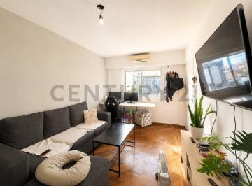 Departamento · 47m² · 2 Ambientes · Venta Amplio 2 Ambientes en Villa Urquiza