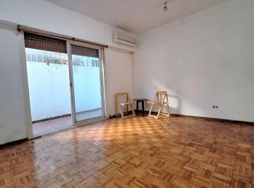 Departamento de 1 ambiente, Villa Urquiza · Muy Lindo Monoambiente, Cocina Separada, con 2 Patios!