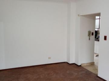 Departamento · 60m² · 5 Ambientes · Chacabuco 1874 Piso 2