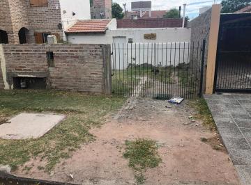 Casa · 60m² · 3 Ambientes · 1 Cochera · Casa - Santa Genoveva