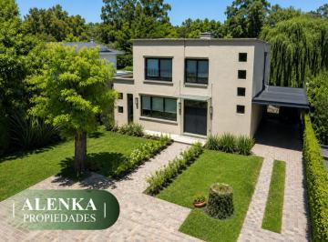 Casa de 5 ambientes, Pilar · Venta/alquiler | Propiedad Impecable, Moderna y Súper Equipada | Los Lagartos C. C