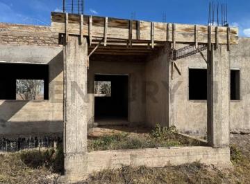 Casa · 57m² · 2 Ambientes · Venta de Casa. Complejo Cerrado Cordillera. Rodeo del Medio. Maipú.