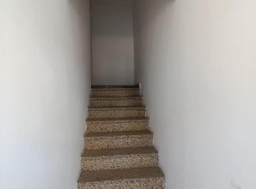 Departamento · 40m² · 4 Ambientes · Royo Inmobiliaria Alquila P. B. con Patio a 200 m de La Facultad de Abogacía