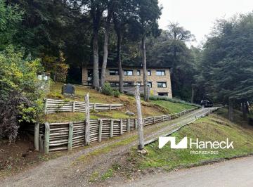 Casa · 300m² · 6 Ambientes · 3 Cocheras · Venta Casa en Arelauquen 4 Dorm., San Carlos de Bariloche