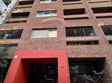 Departamento · 62m² · 6 Ambientes · Departamento en Venta 2 Dorm. con 2 Balcones, Frente, Av Pueyrredón 40, Nueva Córdoba