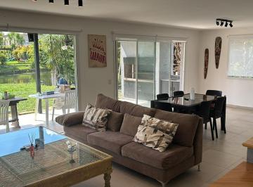 Casa de 5 ambientes, Tigre · Dueño Vende Casa 4 Amb Barrancas de Santa María, Tigre.