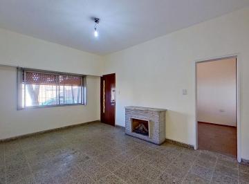 Casa · 133m² · 3 Ambientes · 2 Cocheras · Venta Casa 3 Amb con Quincho Cochera Terraza Patio
