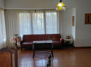 Chalet en una planta en el Bosque Peralta Ramos, ubicado en uno de los entornos  · Venta Chalet de 4 Ambientes - Zona Bosque Peralta Ramos