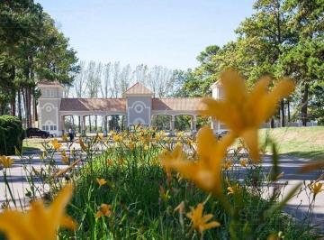 Terreno · 1500m² · Venta Amplio Terreno en Pinares Cc Exaltación de La Cruz