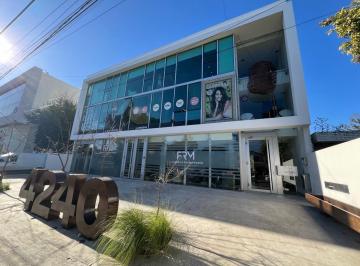 Edificio · 190m² · 1 Cochera · Venta Oficina Local 190 m Exclusivo Cerro de Las Rosas.