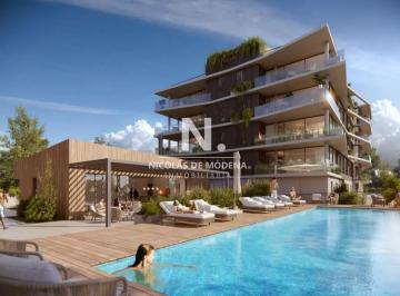 Foto1 · Venta Penthouse Dúplex de 2 Dorm. con Rooftop Privado en Carrasco, Montevideo!