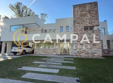 Casa · 380m² · 6 Ambientes · 2 Cocheras · Casa en Alquiler en San Diego, Francisco Álvarez, Moreno