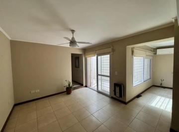 Casa · 175m² · 4 Ambientes · 2 Cocheras · Venta - Casa Apta Credito/permuta Tres Dorm. y Dos Cocheras - Rep. de La Sexta.