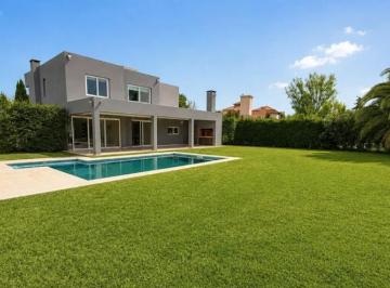 Casa · 255m² · 5 Ambientes · 1 Cochera · Casa en Venta en Barrio San Isidro Labrador, Villanueva, Tigre