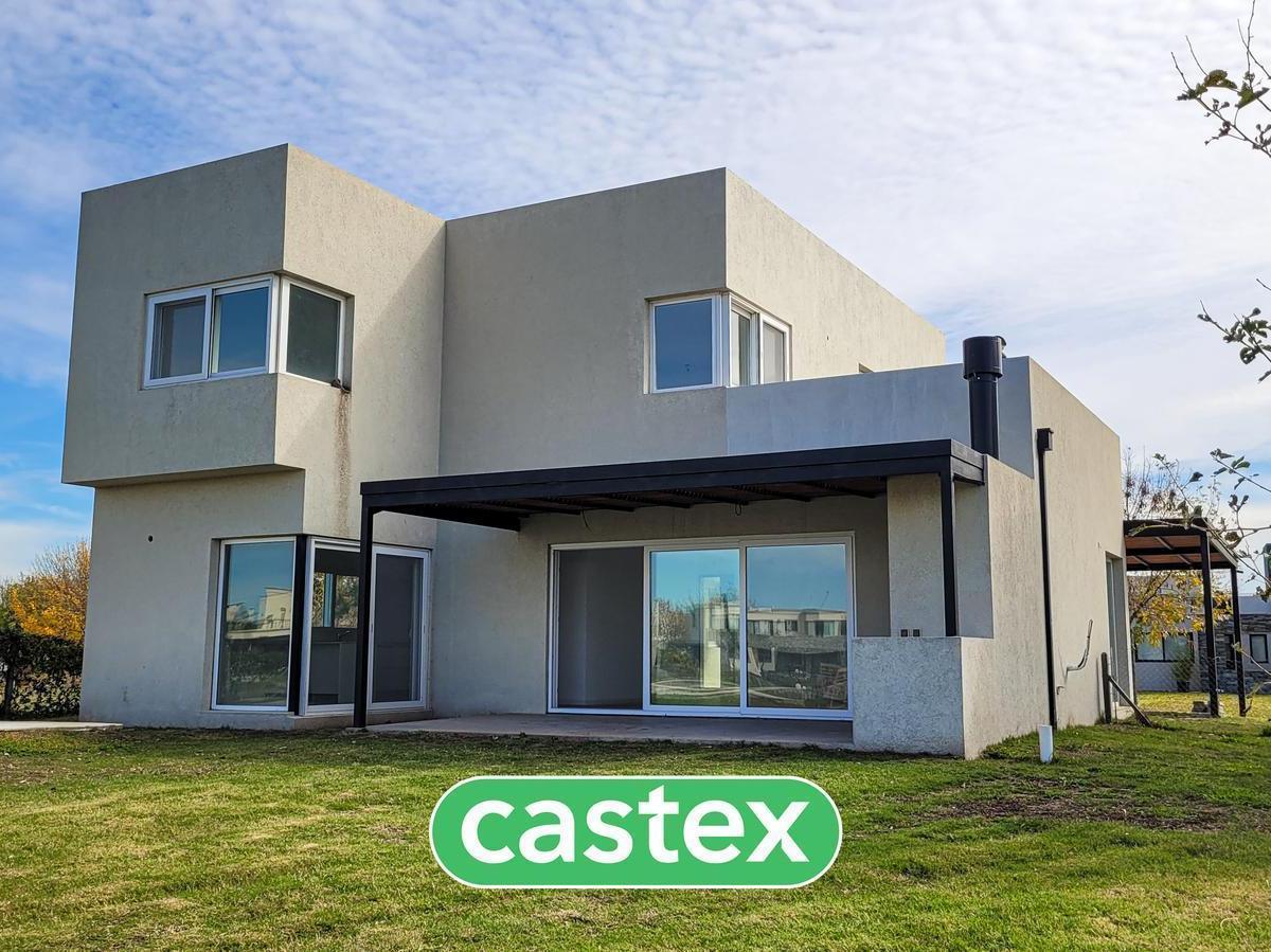 Casa en Venta Barrio El Cantón Islas, Escobar