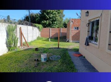 Casa · 95m² · 2 Ambientes · 1 Cochera · Casa en Alquiler - con Opción a Compra