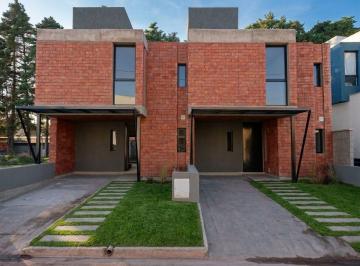 Casa de 4 ambientes, Córdoba · Venta. Lapaya 2. Duplex 3 Dorm..
